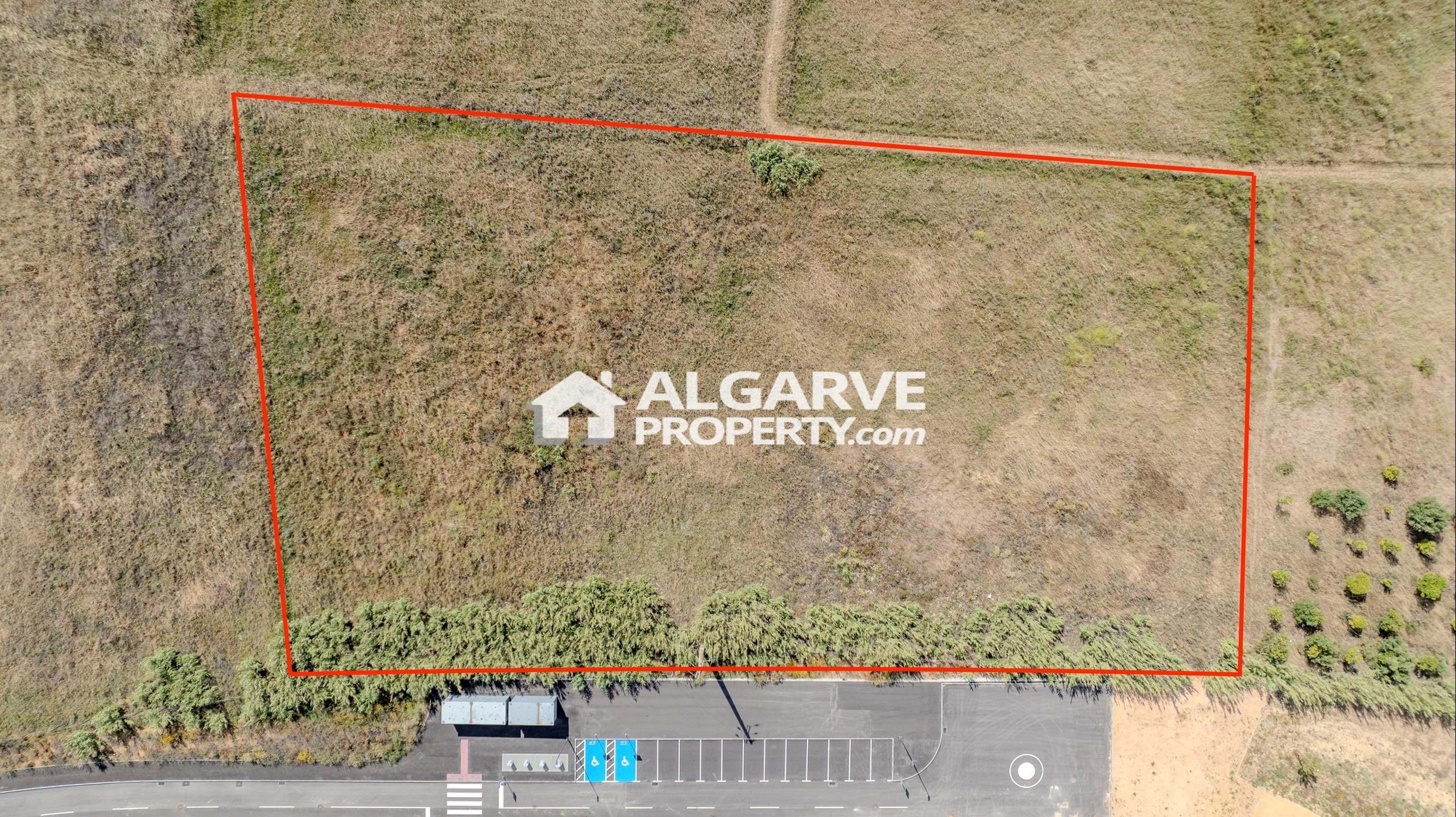 Land in Faro - view 1