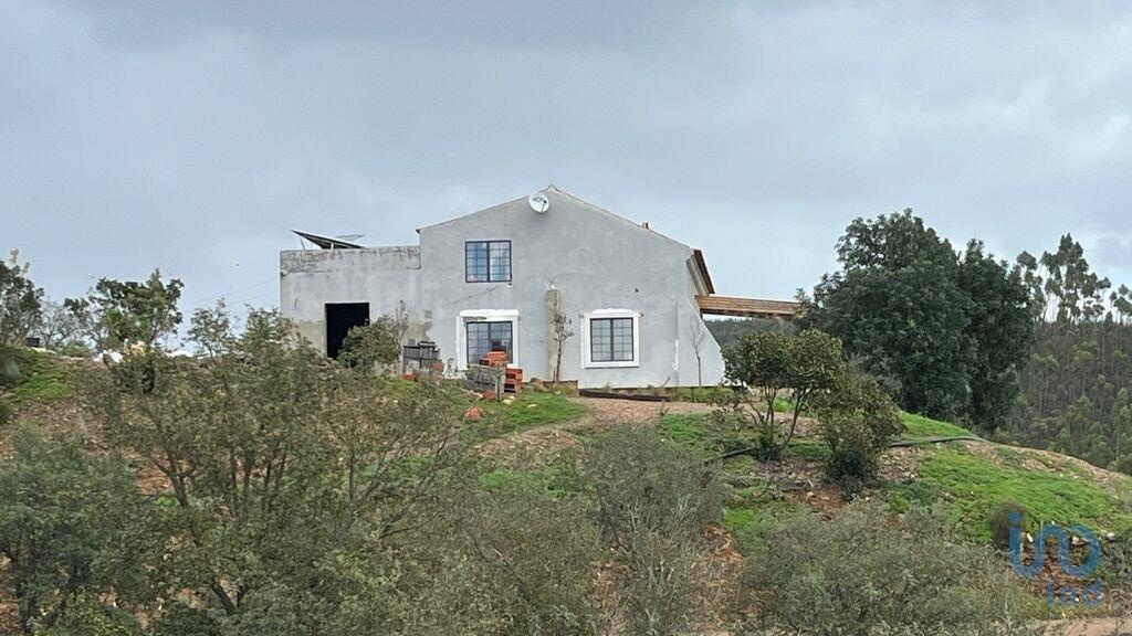 House in Sao Bartolomeu de Messines - view 1