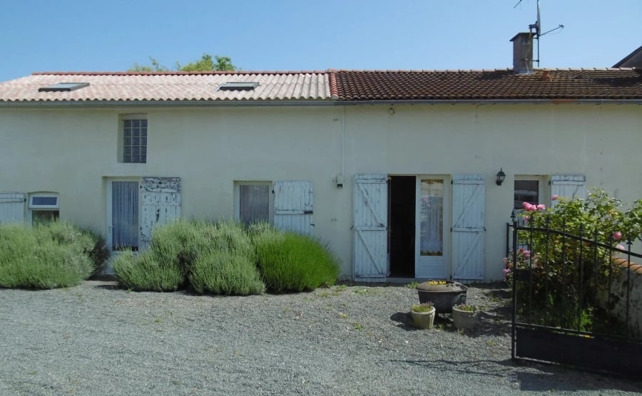 A converted schoolhouse in Argentonnay