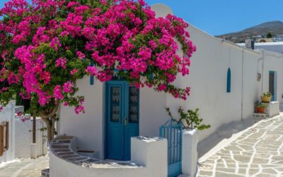 10 Great places to buy in Greece in 2025